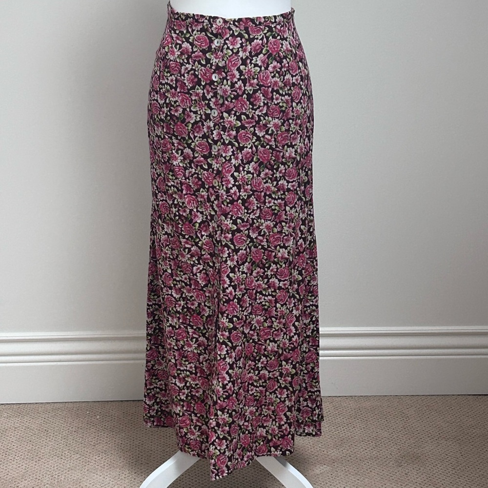 Burgundy Floral Button-Front Maxi Skirt. XL